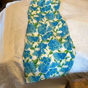 Like new beautiful blue, white, yellow dress